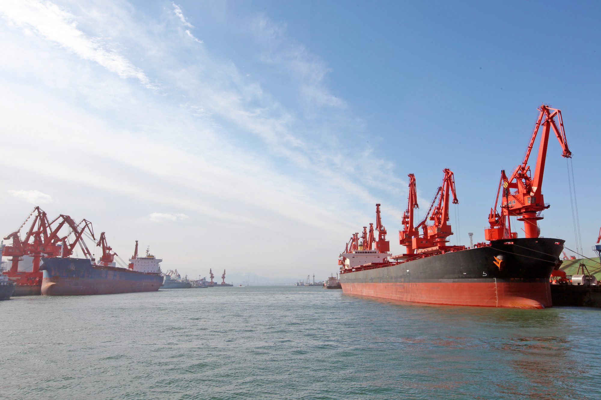 Australian Coal Cargo Bound for China Diverts Amid Customs Uncertainty