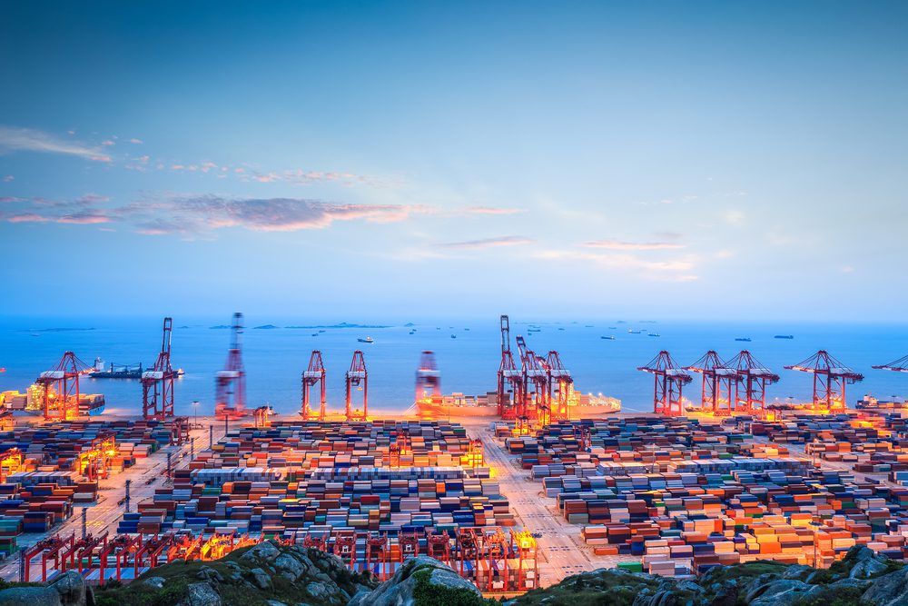 China Imports Plunge, Export Growth Slows as Recovery Wanes
